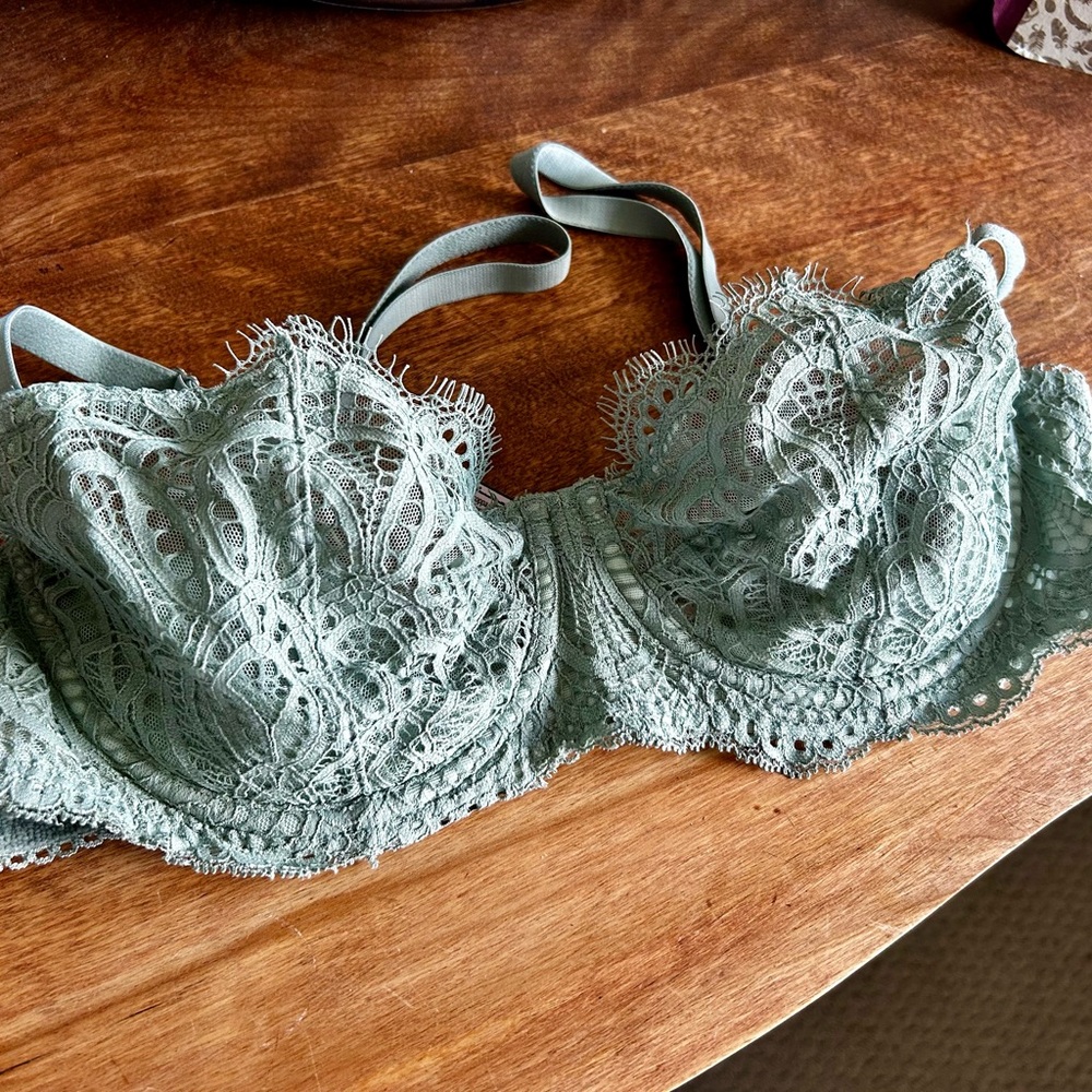 Victoria's Secret Wicked Balconette Green Lace Underwire Bra 3 for $30